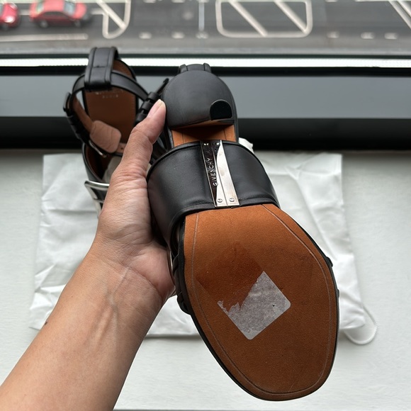 GIVENCHY SANDALS - Picture 5 of 5